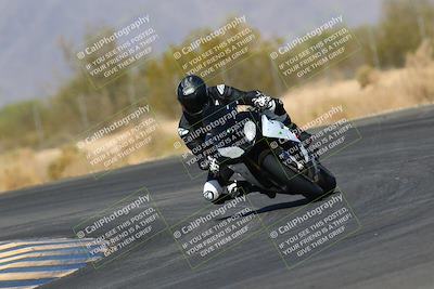 media/Mar-28-2022-Superbike Trackdays (Mon) [[b8603d0f67]]/Open Track Time/Turn 7/